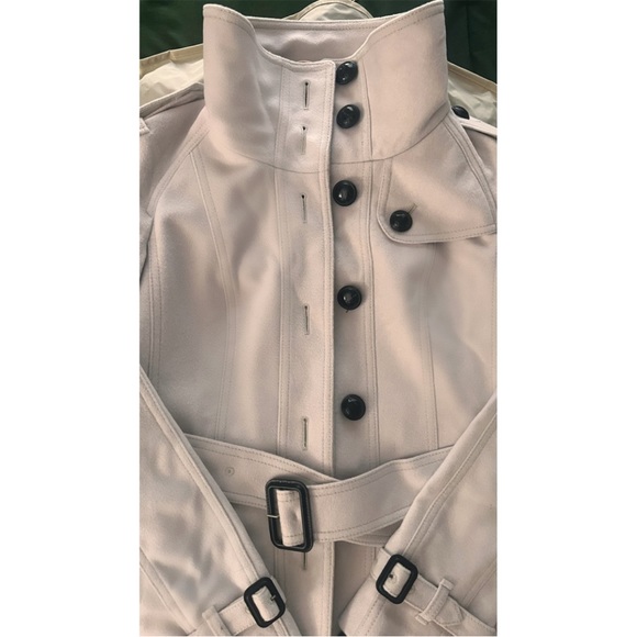 New* Burberry Prorsum Cream Wool Trench
Coat - Picture 3 of 8